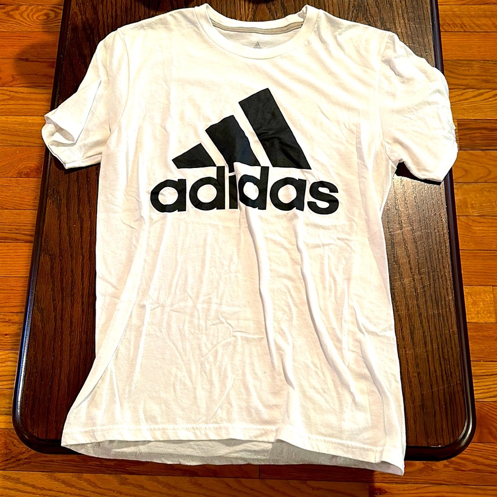Men’s adidas active wear T shirt